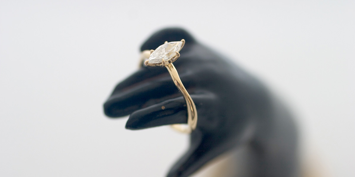 ファンシーカット マーキーシェイプ 0.5ct K18YG